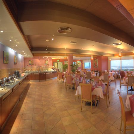 Al Diar Capital Hotel Абу Даби Екстериор снимка