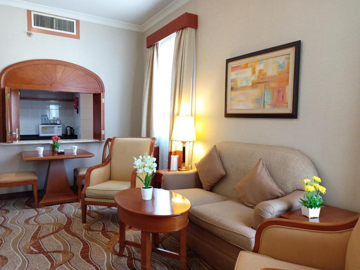 Al Diar Capital Hotel Абу Даби Екстериор снимка