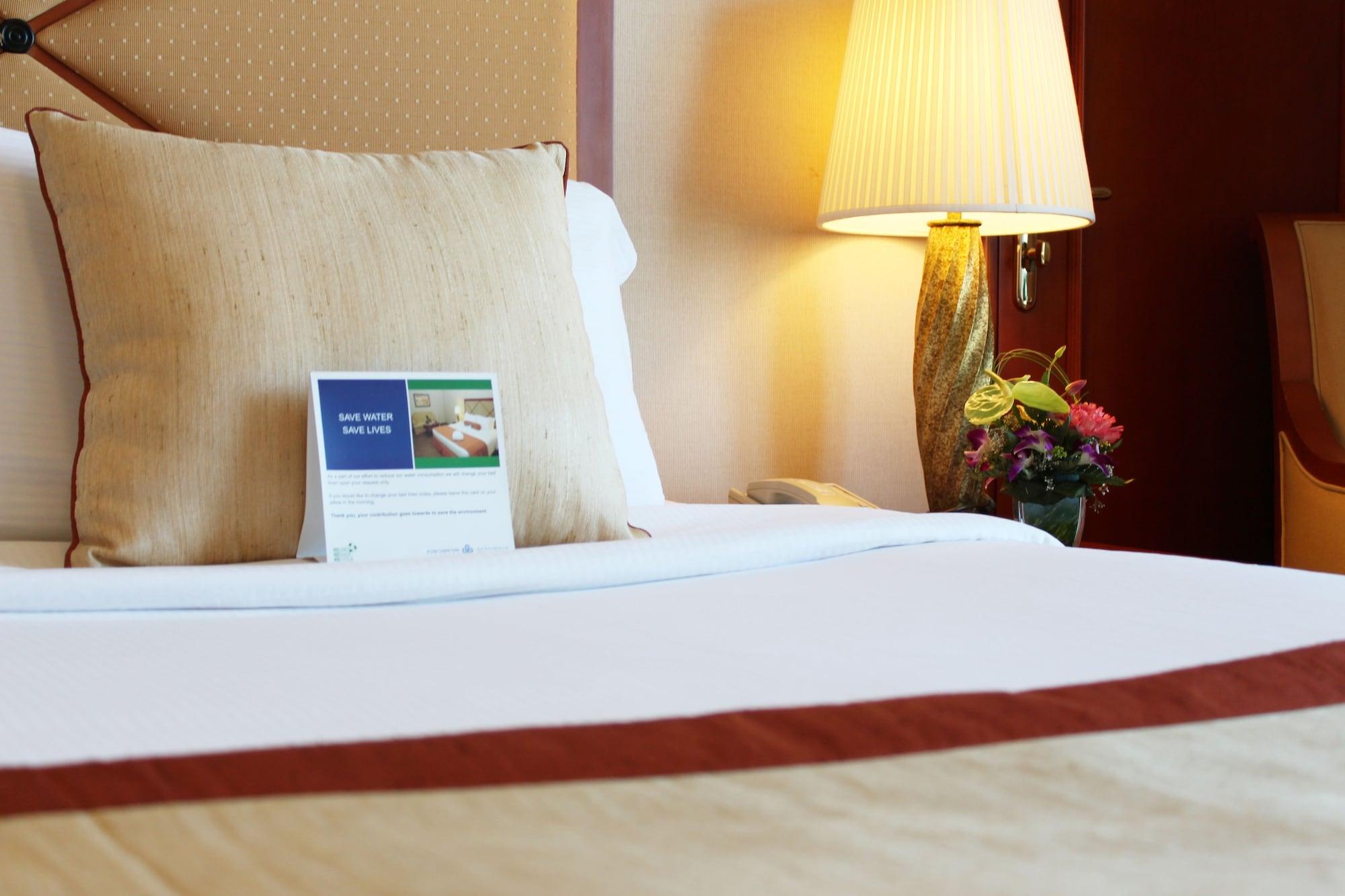 Al Diar Capital Hotel Абу Даби Екстериор снимка