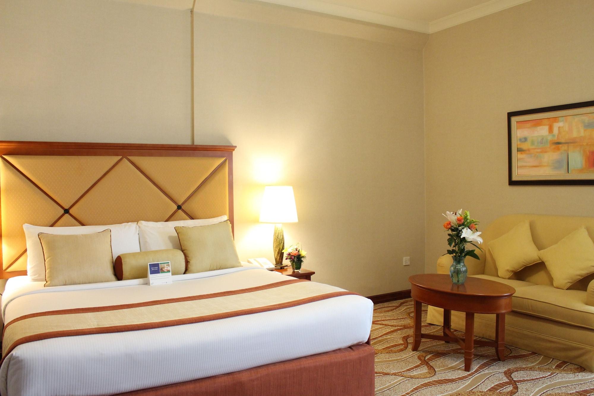 Al Diar Capital Hotel Абу Даби Екстериор снимка