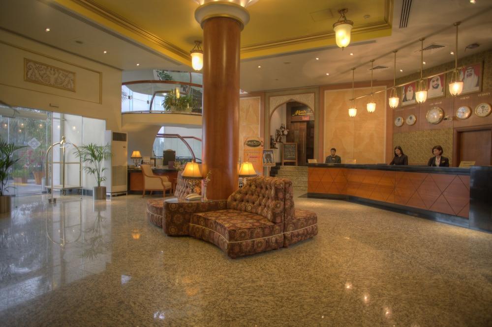Al Diar Capital Hotel Абу Даби Екстериор снимка