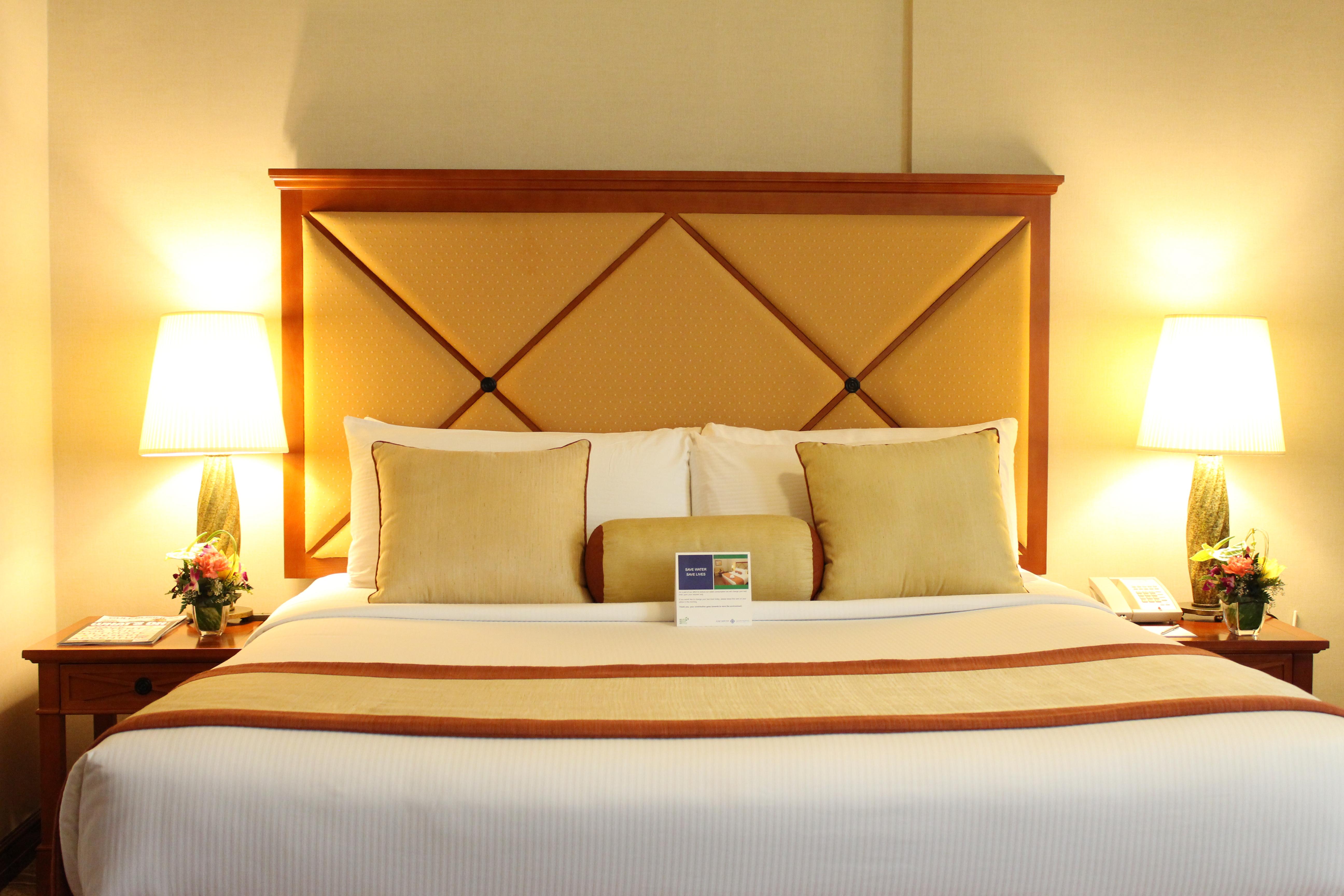 Al Diar Capital Hotel Абу Даби Екстериор снимка