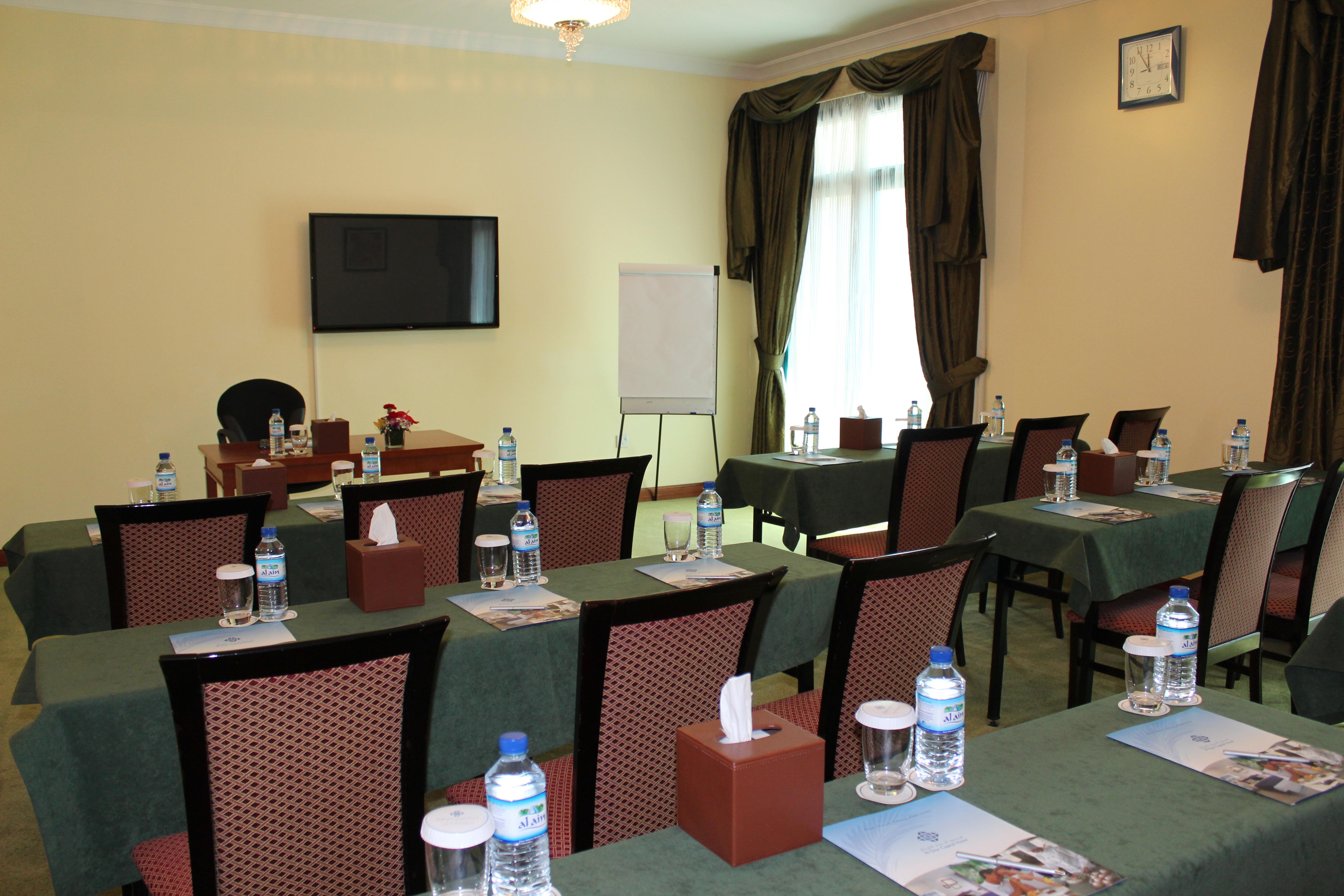 Al Diar Capital Hotel Абу Даби Екстериор снимка