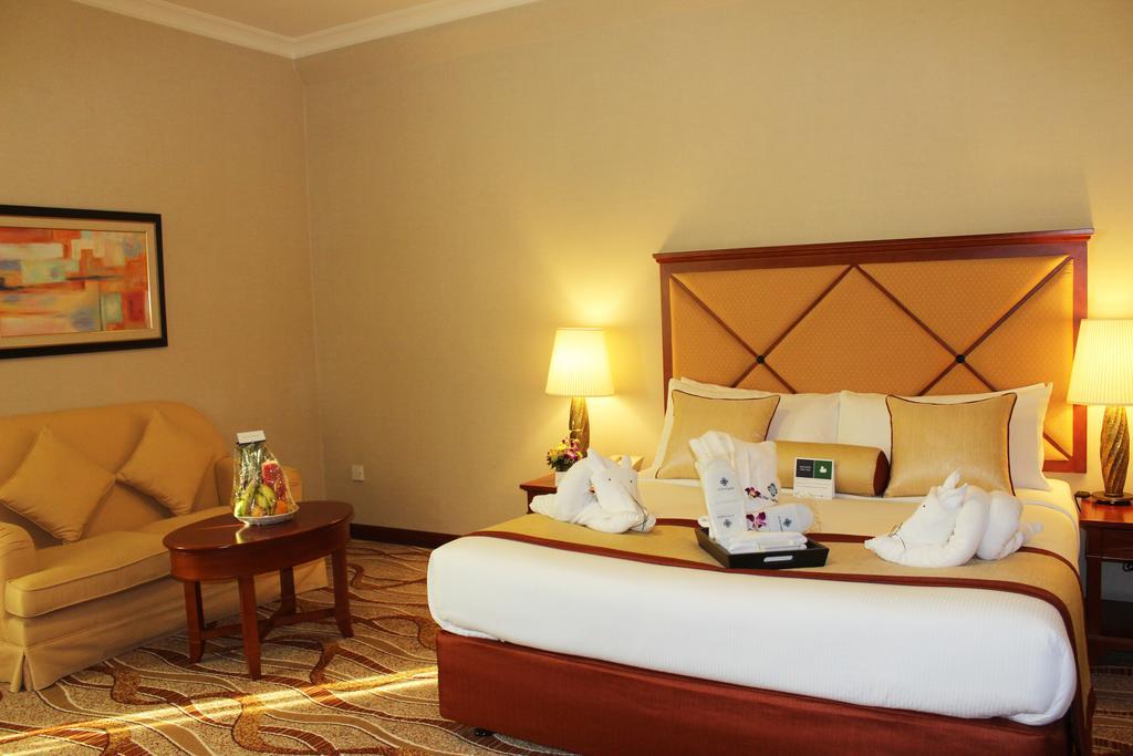 Al Diar Capital Hotel Абу Даби Екстериор снимка