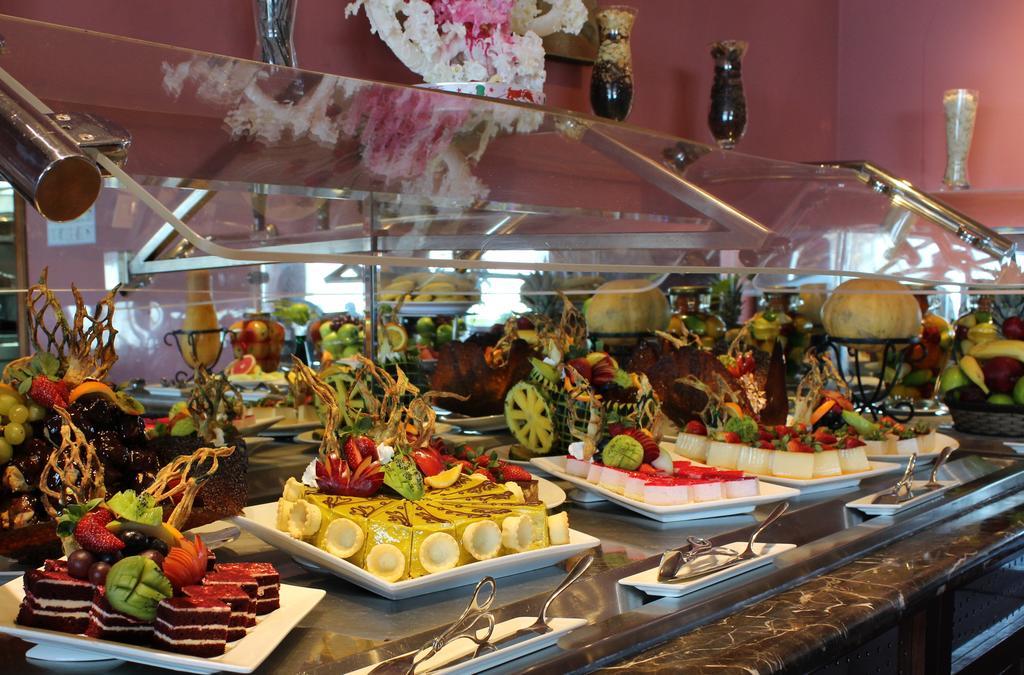 Al Diar Capital Hotel Абу Даби Екстериор снимка
