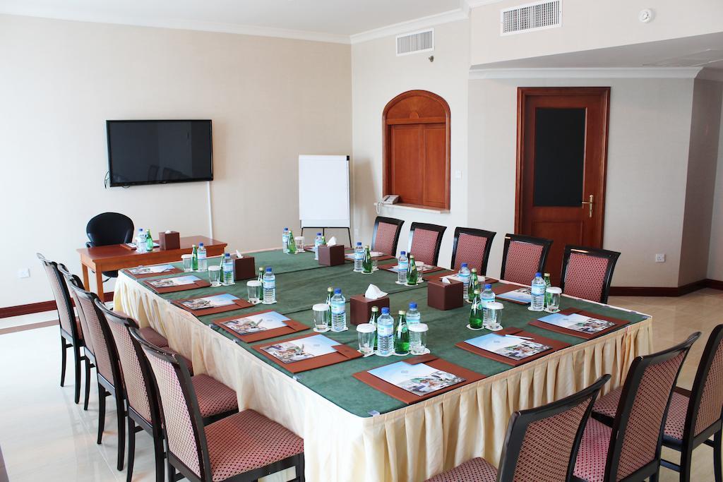 Al Diar Capital Hotel Абу Даби Екстериор снимка
