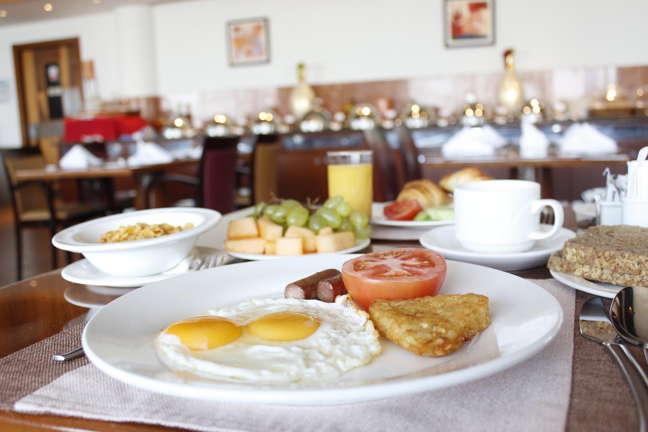 Al Diar Capital Hotel Абу Даби Екстериор снимка